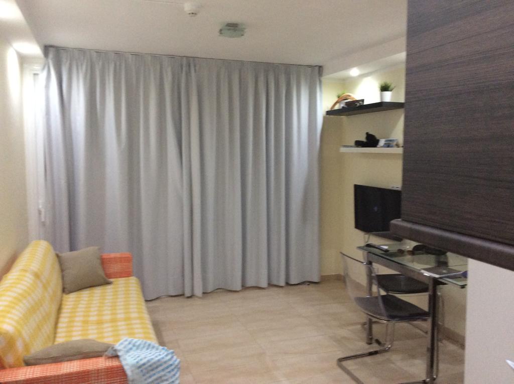 Apartment With Terrace In Playa De Las Americas Kültér fotó
