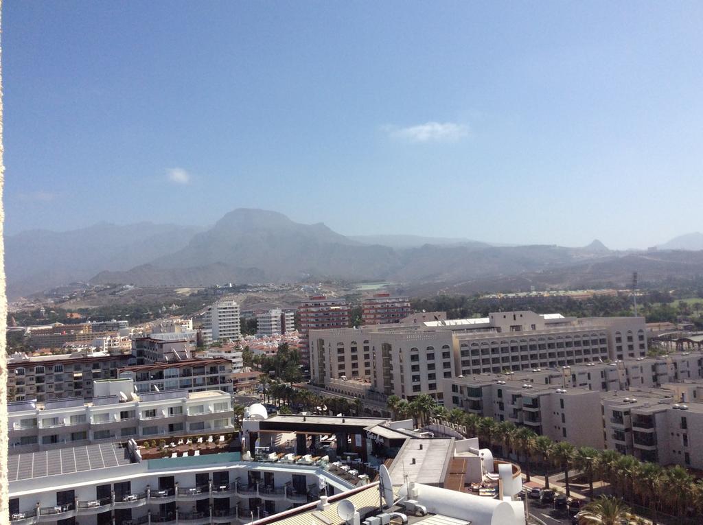 Apartment With Terrace In Playa De Las Americas Kültér fotó