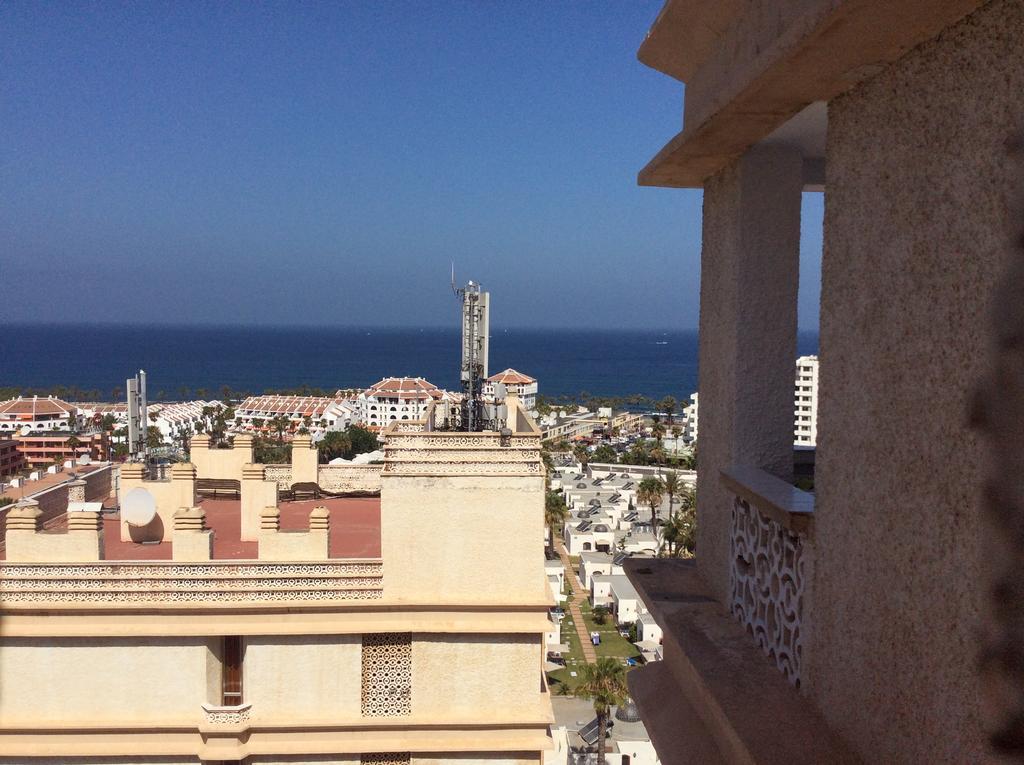 Apartment With Terrace In Playa De Las Americas Kültér fotó