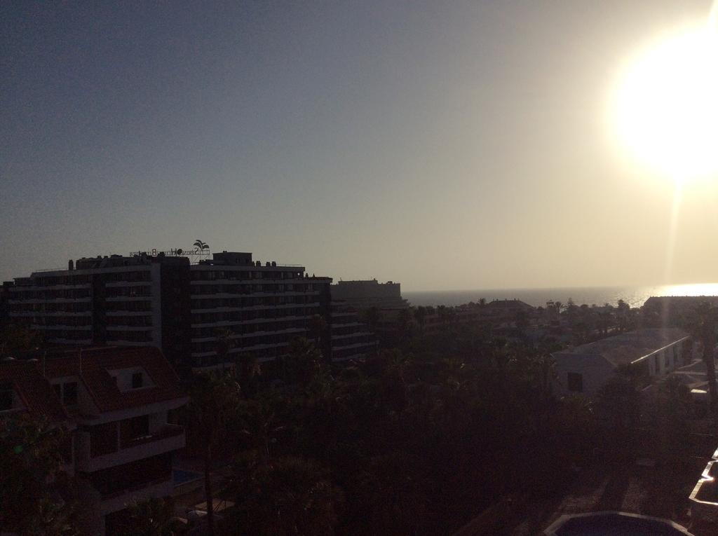Apartment With Terrace In Playa De Las Americas Kültér fotó