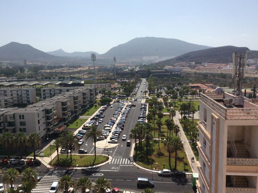 Apartment With Terrace In Playa De Las Americas Kültér fotó