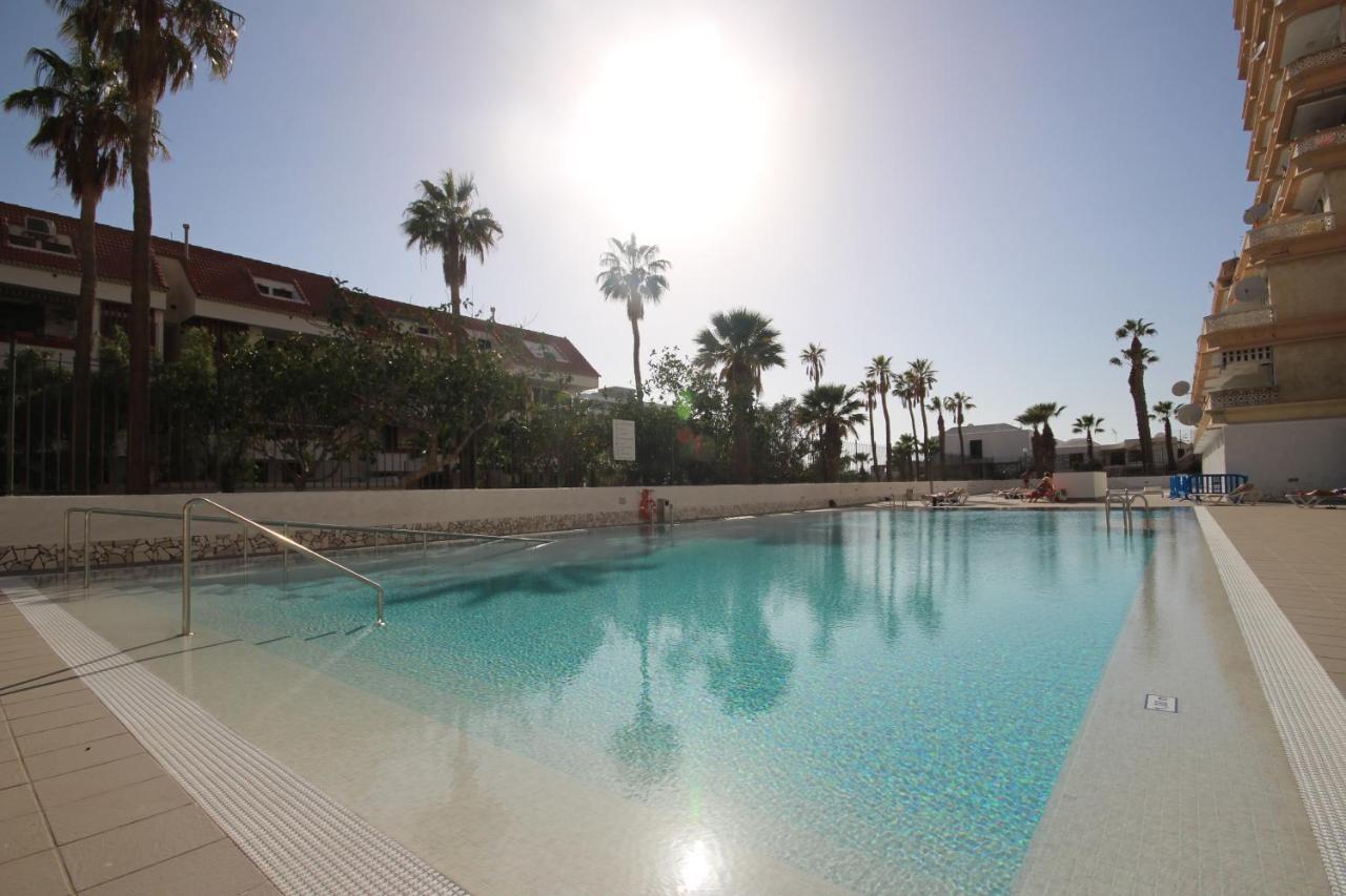 Apartment With Terrace In Playa De Las Americas Kültér fotó